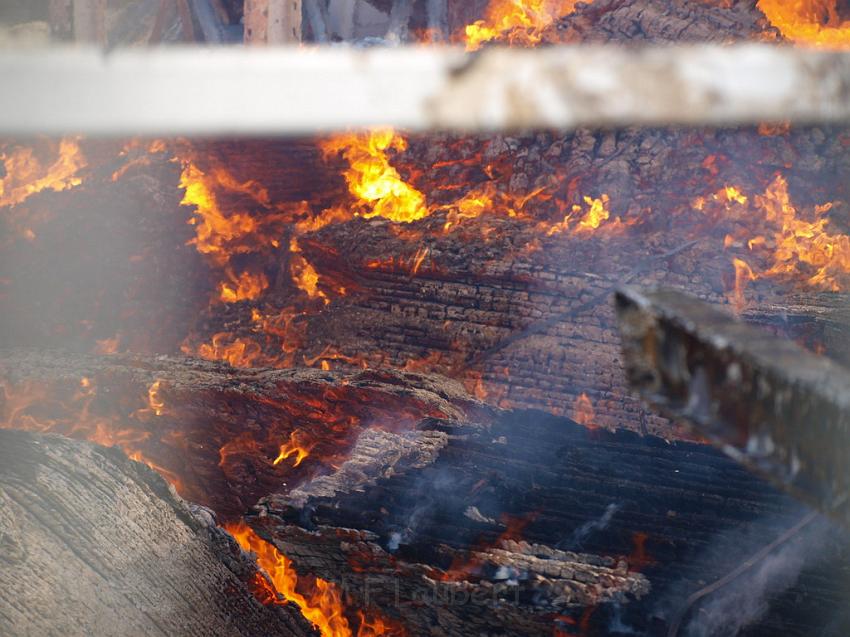 Grossbrand Holzlager Siegburg Industriestr P356.JPG